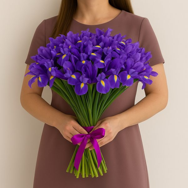 Акция Охапка синих ирисов